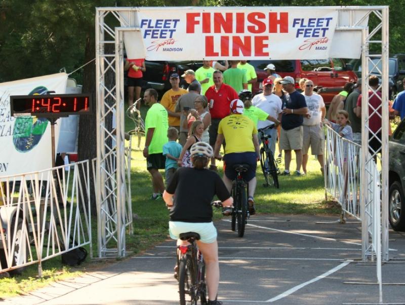 071 Lake Eau Claire Triathlon ~ 2014